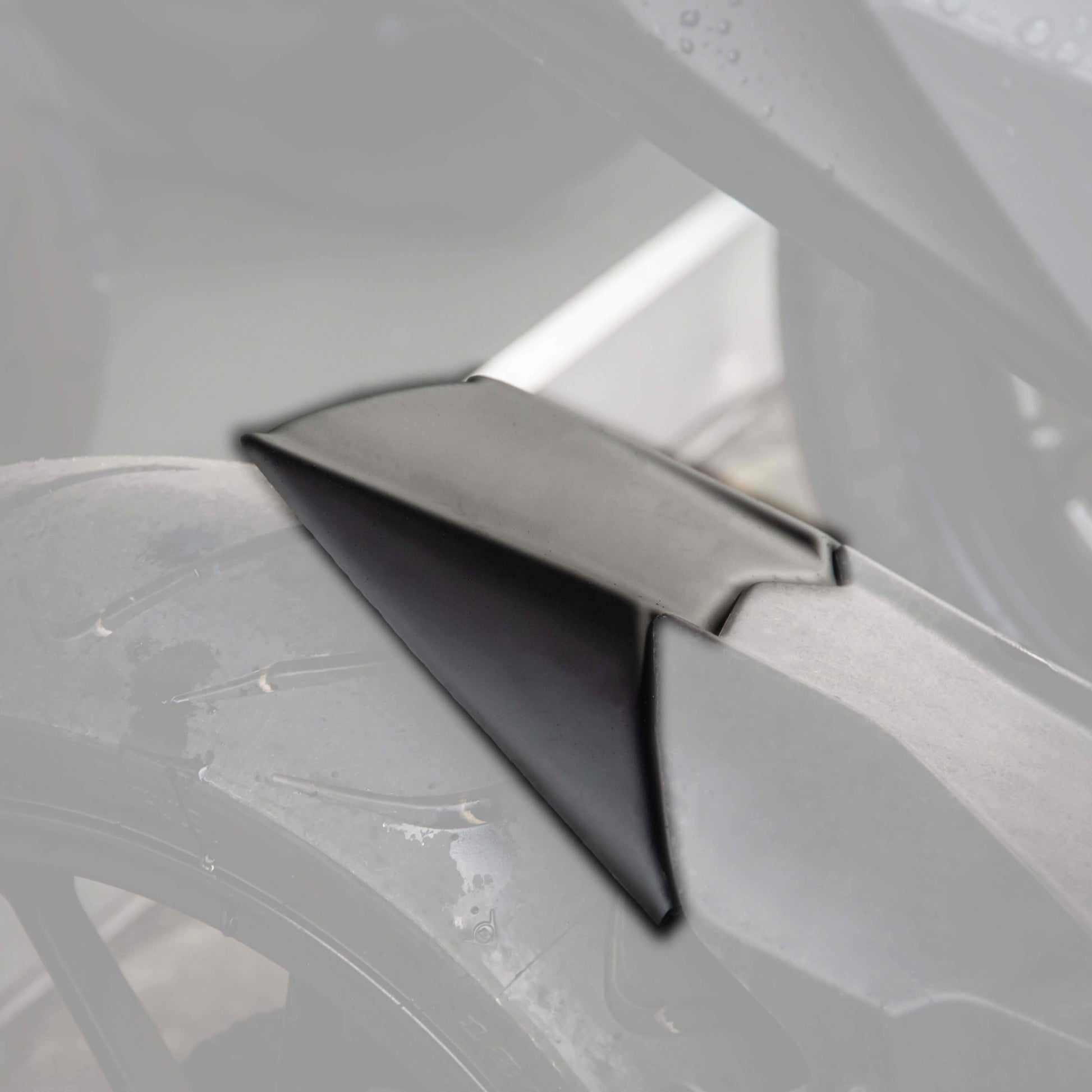 Hugger Extension | Matte Black | Yamaha Tracer 900 2015>2020 - Bikerr