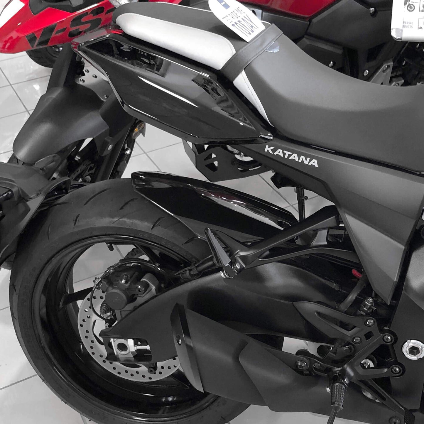 Hugger | Gloss Black | Suzuki GSX-S 1000 2015>