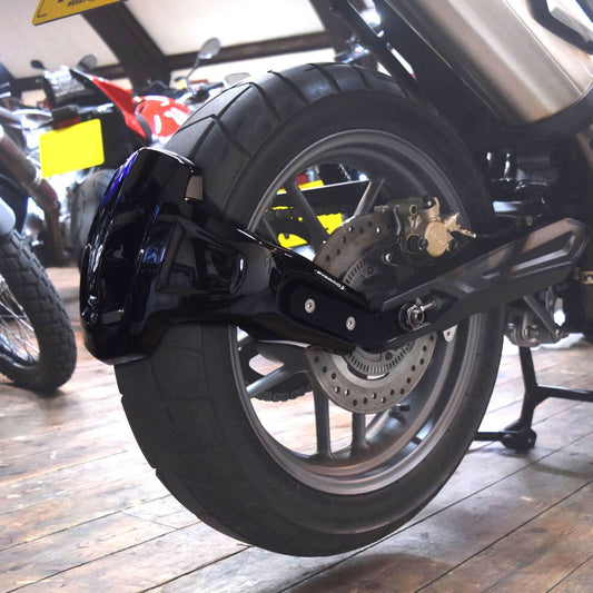 Spray Guard | Gloss Black | Triumph Tiger 800 XC/XCX/XCA/Low 2013> - Bikerr